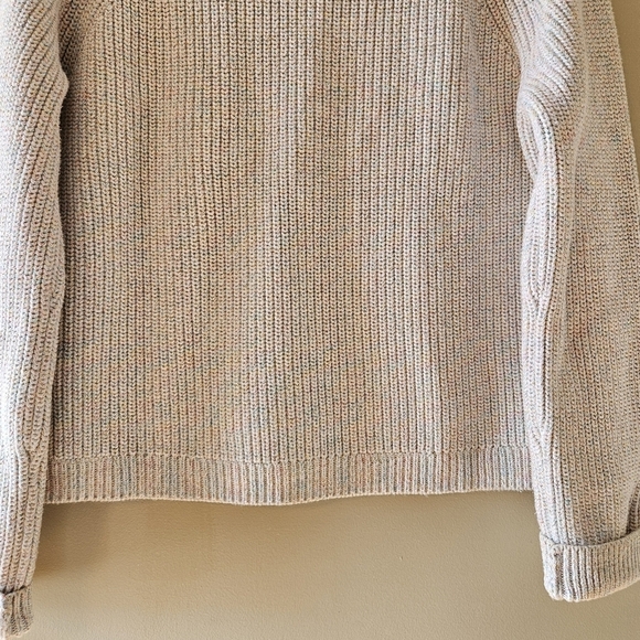 525 America Metallic Rainbow Vneckline Knit Fisherman Sweater Size Medium. - Picture 12 of 16